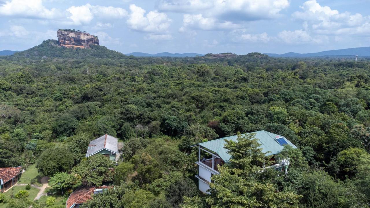 Iwamisou Hotell Sigiriya Eksteriør bilde
