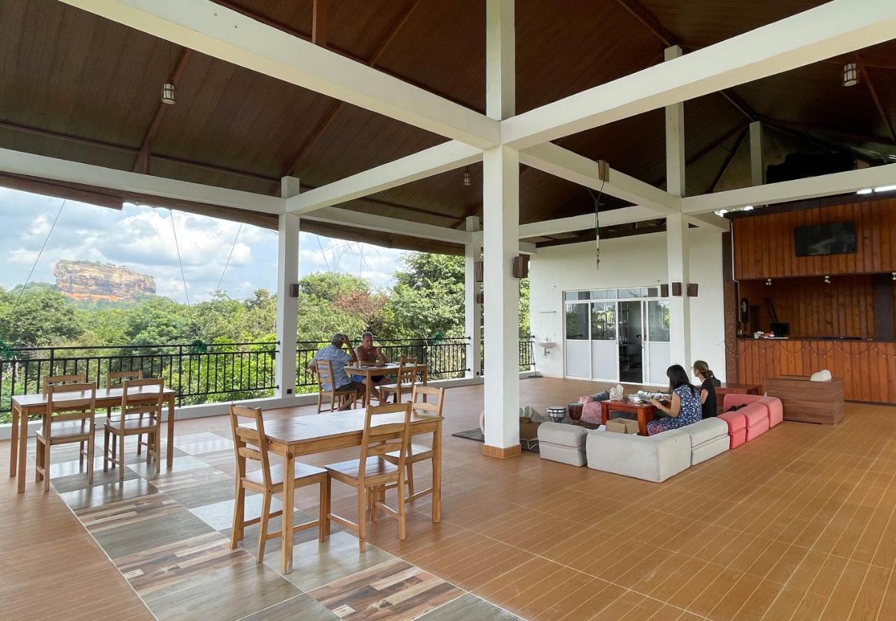 Iwamisou Hotell Sigiriya Eksteriør bilde