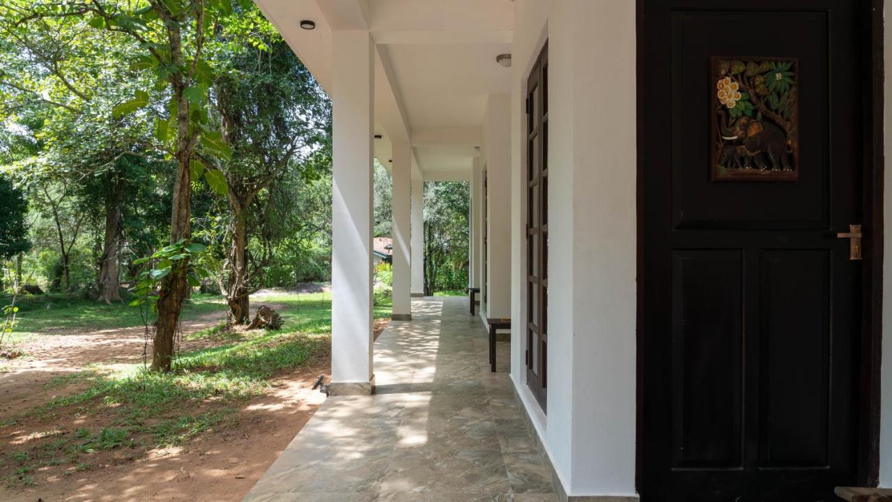 Iwamisou Hotell Sigiriya Eksteriør bilde