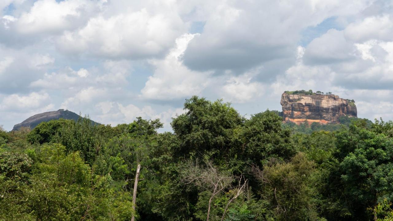 Iwamisou Hotell Sigiriya Eksteriør bilde