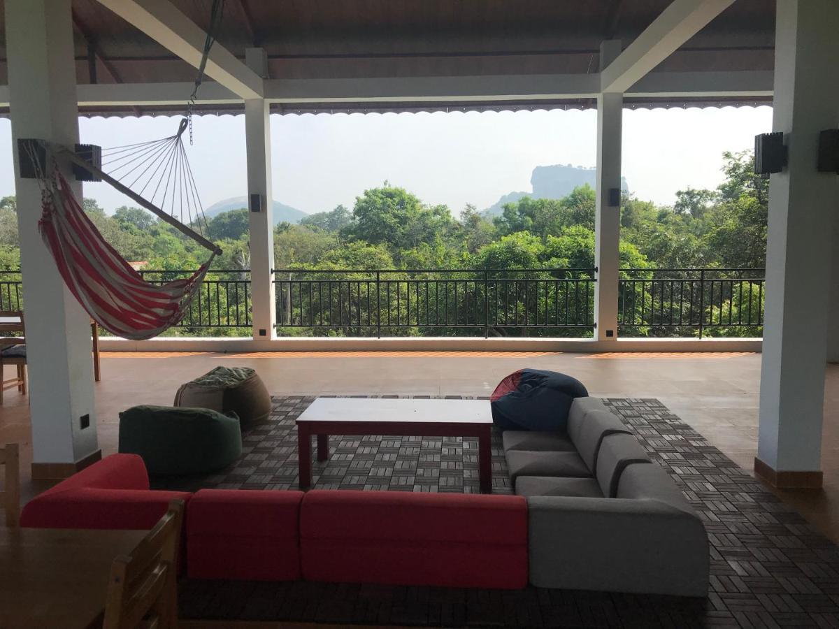 Iwamisou Hotell Sigiriya Eksteriør bilde